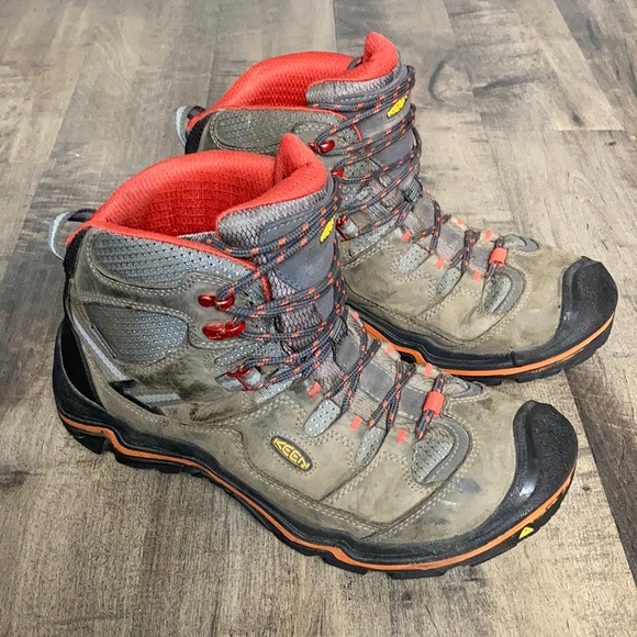 keen durand mid wp hiking boots
